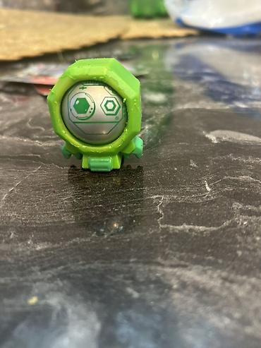 Игрушечные фигурки: Mini kolleksiya fiquru – yaşıl çərçivəli, futuristik dizaynlı kiçik — 1