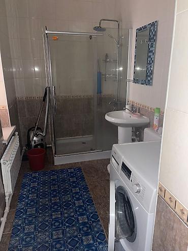 Долгосрочная аренда домов: 65 м², 2 комнаты — 9