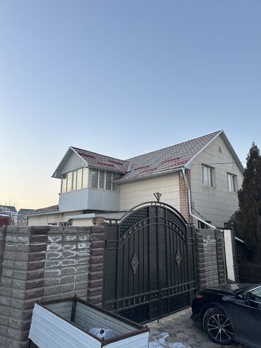 срочно продаю дом ак бата: Дом, 200 м², 7 комнат, Собственник, Евроремонт