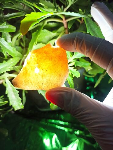 Dekorativ daşlar: İşıq keçirən Təbii Kvars daşı ✨💎 Qiymətlə bağlı maraqlananlar zəhmət — 9