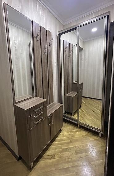 Dəhliz dolabları: Dəhliz üçün komplekt mebel dəsti satılır. Yaxşı vəziyyətdədir. Ünvan — 1