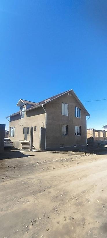 Продажа коттеджей и домов: В городе каракол 🏠Продается большой дом. 2-этажа 🧩 Участок 4,5 сотых 🏡 — 1