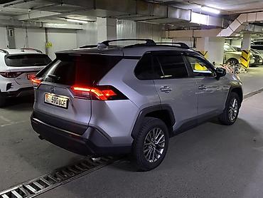 1025 2: Toyota RAV4: 2019 г., 2.5 л, Автомат, Бензин, Кроссовер — 2