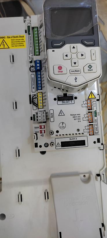 motor atv: ABB ACS580-01-1073A-4 frekans çeviricisi (VFD) - Brend/model: ABB — 6