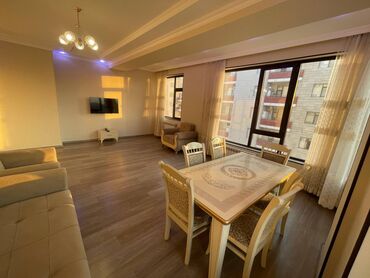 Uzunmüddətli kirayə mənzillər: Tibb universiteti yanında,Semaşko (1 saylı) xəstəxanasının arxasında — 17