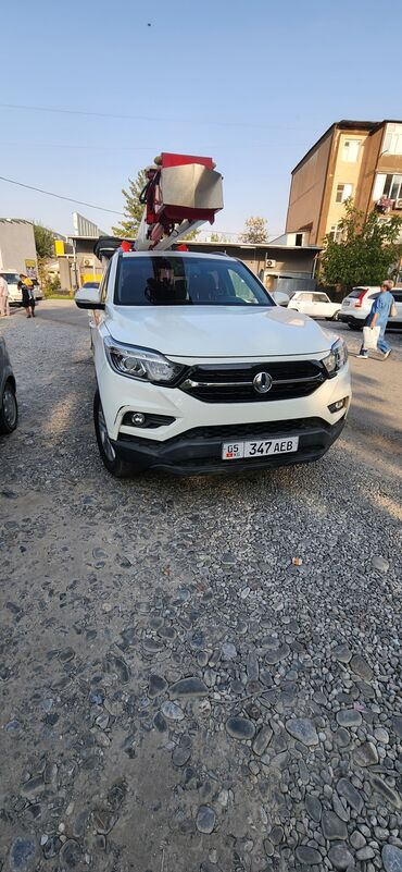 сдаётся авто с последующим выкупом: Ssangyong Rexton: 2018 г., 2.2 л, Автомат, Дизель, Внедорожник