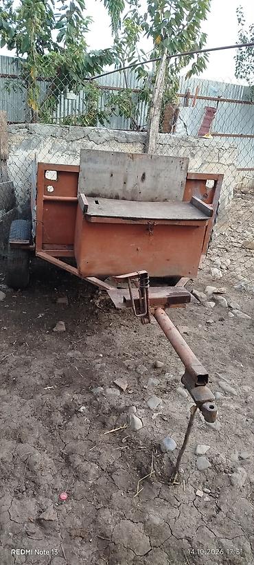 şin və disklər: İki təkərli qoşqu araba - Konstruksiya: Möhkəm metal şassi, dal və — 4