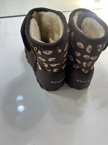 Детская обувь: Сапожки детские BOGS Отличного качества Поносили очень мало состояние at lalafo.kg — 8 Детская обувь: Сапожки детские BOGS Отличного качества Поносили очень мало состояние — 8