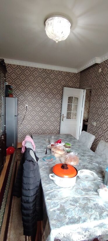 Köhnə tikili: Bakı, Bülbülə qəs., 3 otaqlı, Köhnə tikili, m. Koroğlu, 1 kv. m -da lalafo.az — 8 Köhnə tikili: Bakı, Bülbülə qəs., 3 otaqlı, Köhnə tikili, m. Koroğlu, 1 kv. m — 8