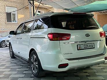 kia seltos: Kia Carnival: 2018 г., Минивэн — 7