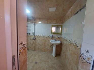 Həyət evləri və villaların satışı: 4 otaqlı, 100 kv. m, Kredit yoxdur, Orta təmir -da lalafo.az — 20 Həyət evləri və villaların satışı: 4 otaqlı, 100 kv. m, Kredit yoxdur, Orta təmir — 20