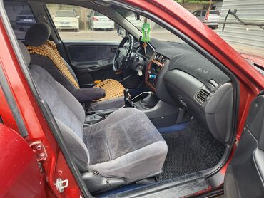 Mazda: Mazda 626: 1999 г., 1.8 л, Механика, Бензин, Седан — 8