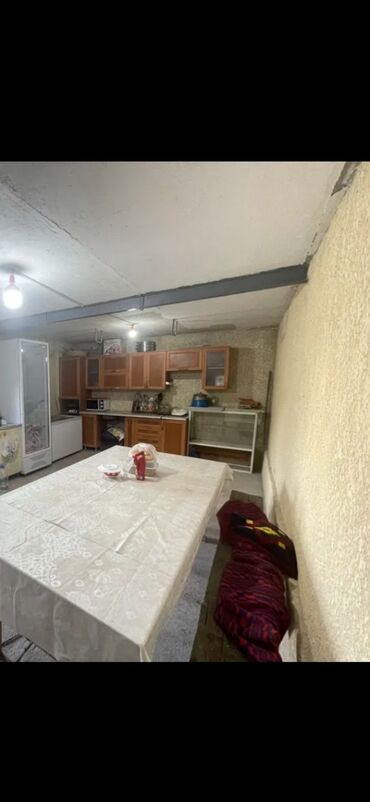 продаю дом тамчы: 70 м², 3 комнаты, Парковка, Забор, огорожен