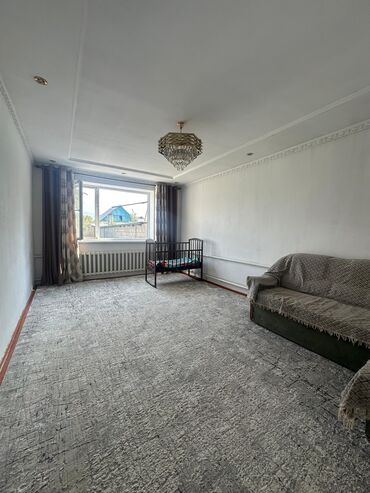 продаю дом в рассрочку в бишкеке: Дом, 100 м², 4 комнаты, Агентство недвижимости, Косметический ремонт