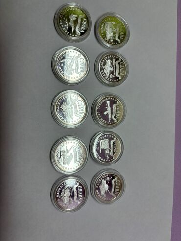 скупка советских монет: Продам монеты, пять рублей -700 сом., 25 рублей три штуки, оружие