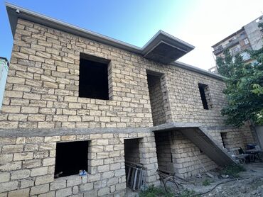 Bağ evlərinin satışı: Bakı, 240 kv. m, 8 otaq, Hovuzsuz