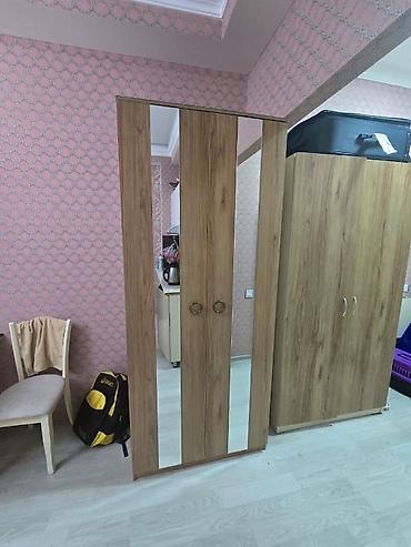 İşlənmiş, 2 qapılı, Güzgülü, Qəhvəyi, Açılan, Düz dolab lalafo.az -da İşlənmiş, 2 qapılı, Güzgülü, Qəhvəyi, Açılan, Düz dolab
