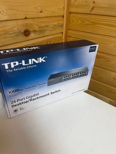 Модемы и сетевое оборудование: Коммутатор Продаю новый Сетевой коммутатор TP-LINK TL-SG1024D