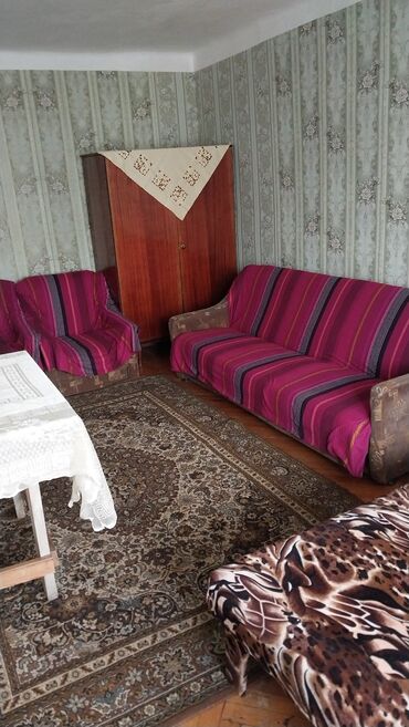 nizami rayonunda 1 otaqli evlerin qiymeti: Neftçilər metrosunun düz yanında bir otaqlı mənzil münasib qiymətə