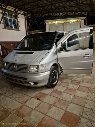 Mercedes-Benz: Mercedes-Benz Vito: 2.2 l | 2000 il Van/Minivan — 1