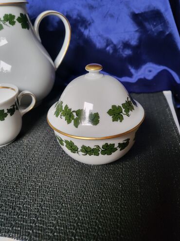 Ostali antikviteti: Servis za kafu 1977g+ Graf von Henneberg Nemacka. Servis je perfektan na lalafo.rs — 10 Ostali antikviteti: Servis za kafu 1977g+ Graf von Henneberg Nemacka. Servis je perfektan — 10