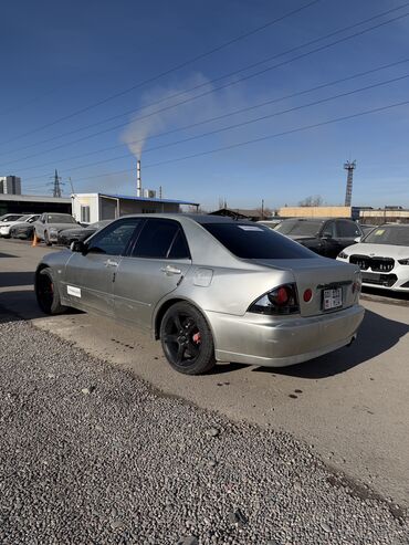 Toyota: Toyota Altezza: 1998 г., 2 л, Автомат, Бензин, Седан at lalafo.kg — 4 Toyota: Toyota Altezza: 1998 г., 2 л, Автомат, Бензин, Седан — 4