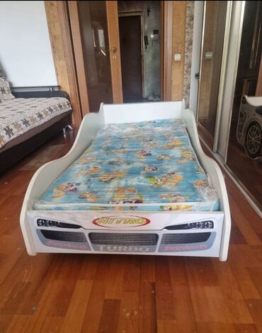 кроватка для девочки: Кровать-машина, Для девочки, Для мальчика