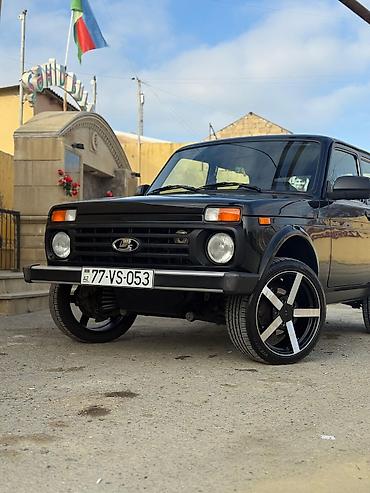 vaz buferi: VAZ (LADA) 4x4 Niva: 1.7 l | 2018 il 79000 km Ofrouder/SUV — 3