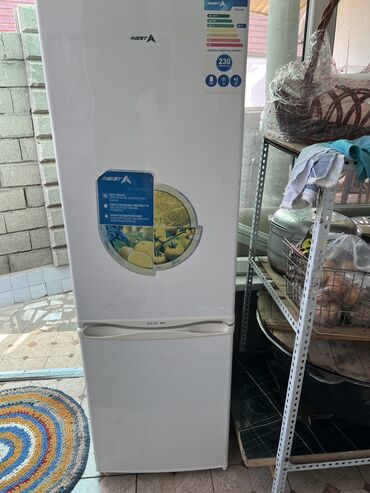 холодилник для мороженое: Холодильник Avest, Б/у, Side-By-Side (двухдверный)