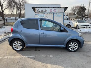 Toyota: Toyota Aygo: 2008 г., 1 л, Механика, Бензин, Хэтчбэк — 5