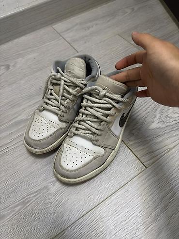 мелей: ОБУВЬ. Б/У САТАМ 1) Кроссовки Nike (низкие) - Модель в — 1