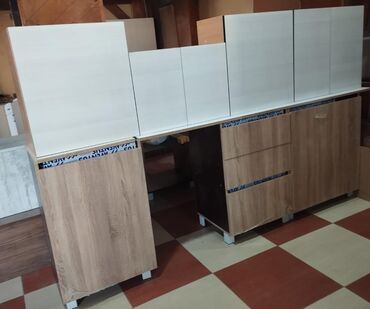 ucuz metbex stol stullari: Mətbəx mebeli. ölçüsü 2.40. yenidi vitrinde indi yığılıb. gizli