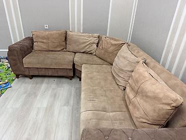 Künc divan – yumşaq toxunuşlu süet/parça kombinasiyalı döşəmə, iki lalafo.az -da Künc divan – yumşaq toxunuşlu süet/parça kombinasiyalı döşəmə, iki