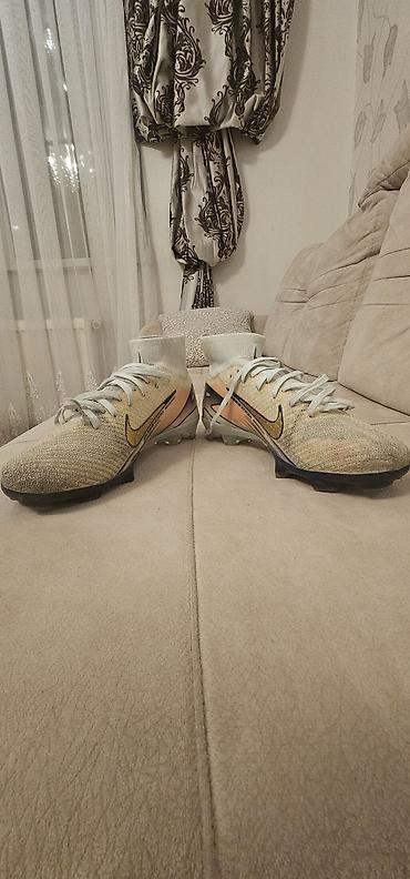 İdman və istirahət: Butslar Nike, Ölçü: 39, İşlənmiş — 2