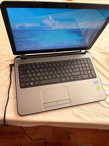 HP: HP noutbuk satılır. Korpus boz rəngdədir, klassik və sadə dizayna — 3
