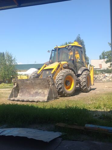 бетона мишалка: Экскаватор, JCB, 2010 г., Дөңгөлөктүү