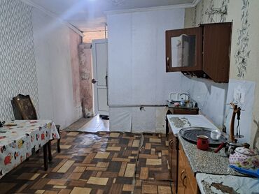 ev yeni ramana: 2 комнаты, 50 м², Средний ремонт