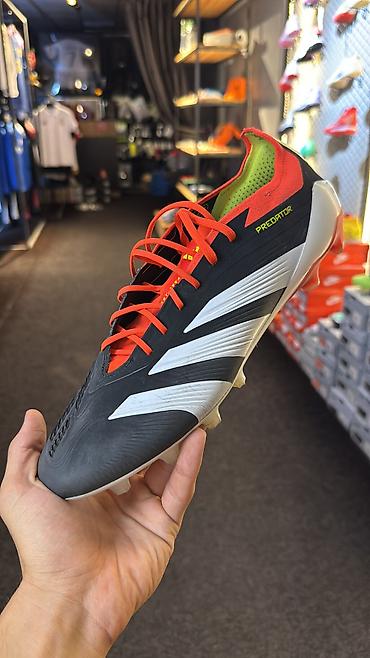 predator бутсы: Мужские кроссовки, 45, Adidas Originals, Б/у, цвет - Черный, Самовывоз, Платная доставка — 1