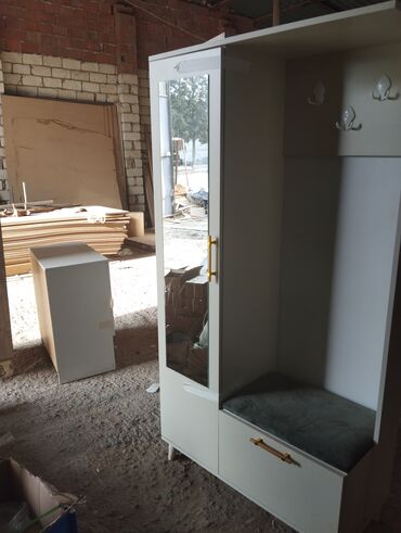 Sifarişlə dolablar: Düz dolab, Dəhliz üçün, Qarderob, Açılan, Korpuslu, 2 qapılı — 5