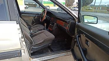 Audi: Audi 100: 1988 г., 2.3 л, Седан — 5