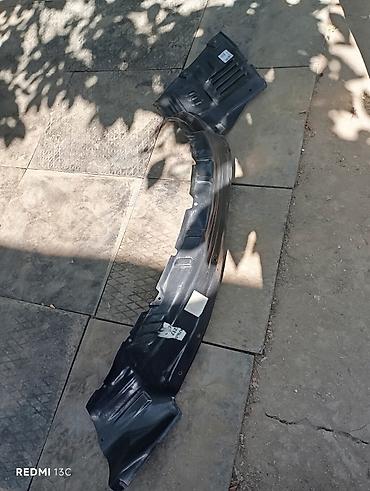 patkrilnik: Mitsubishi Montero 2001–2002 sağ ön qanad içliyi (inner fender liner) — 3