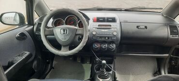 авто ламбаргини: Honda Jazz: 2003 г., 1.5 л, Механика, Бензин, Хэтчбэк