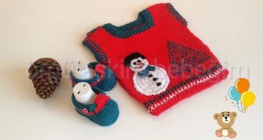 Dəstlər: Əl işi toxunma uşaq geyimləri və aksessuarları. Hər biri sifarişlə — 8