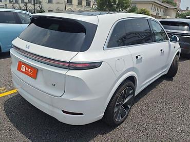 li 9 ultra 2025: Lixiang L7: 2025 г., 1.5 л, Автомат, Гибрид, Кроссовер — 7