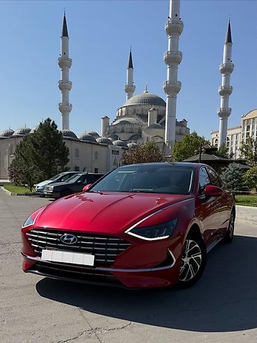 Hyundai Sonata: 2019 г., 2 л, Гибрид, Седан