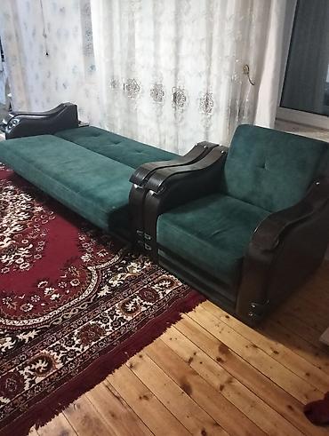 açılan masa modelleri: Yaşıl rəngli yumşaq dəst – divan və 2 kreslo - Komplekt: 1 geniş — 2