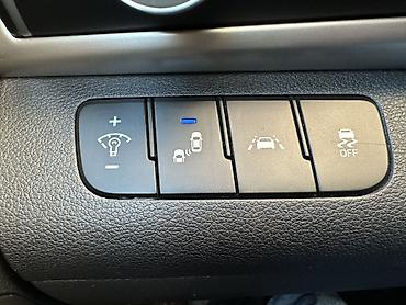 Hyundai: Hyundai Elantra: 2019 г., 2 л, Автомат, Бензин, Седан — 11