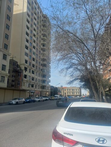 Yeni tikili: 8-ci kilometr, 2 otaqlı, Yeni tikili, m. Qara Qarayev, 46 kv. m