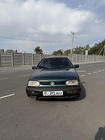 Volkswagen: Volkswagen Golf: 1994 г., 1.8 л, Кол менен иштөөчү, Бензин — 2