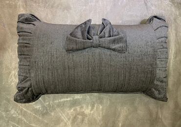 маячка в Кыргызстан | ПОСТЕЛЬНОЕ БЕЛЬЕ И ПРИНАДЛЕЖНОСТИ: Подушка милая, декоративная, размером 60 см х 40 см. Зачастую мы
